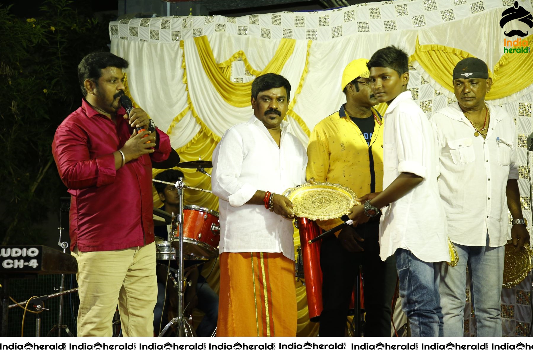 Kolavizhi Badrakaali Thaaye Devotional Music Album Release Stills Set 3