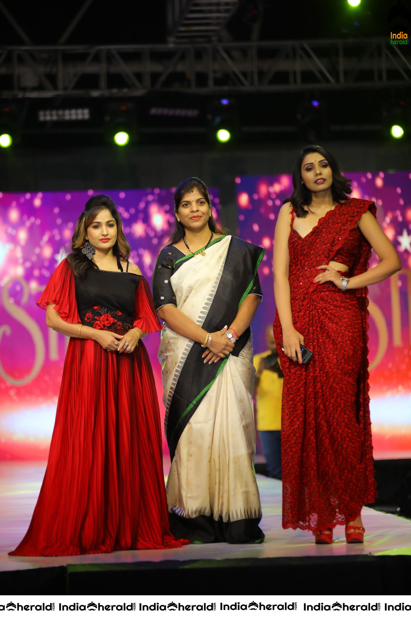 KVR Group conducts special Fashion Show with Fashion Designers Set 1