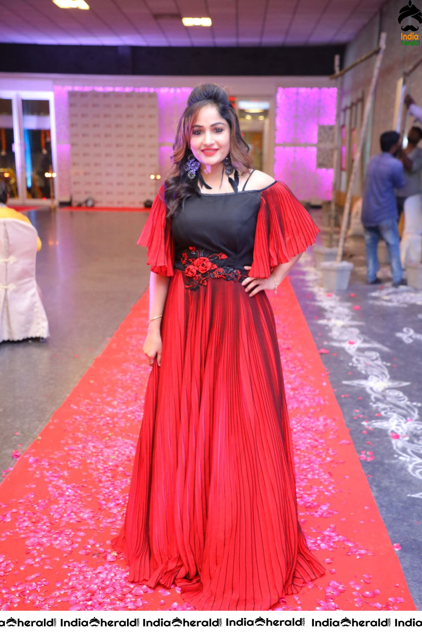 KVR Group conducts special Fashion Show with Fashion Designers Set 1