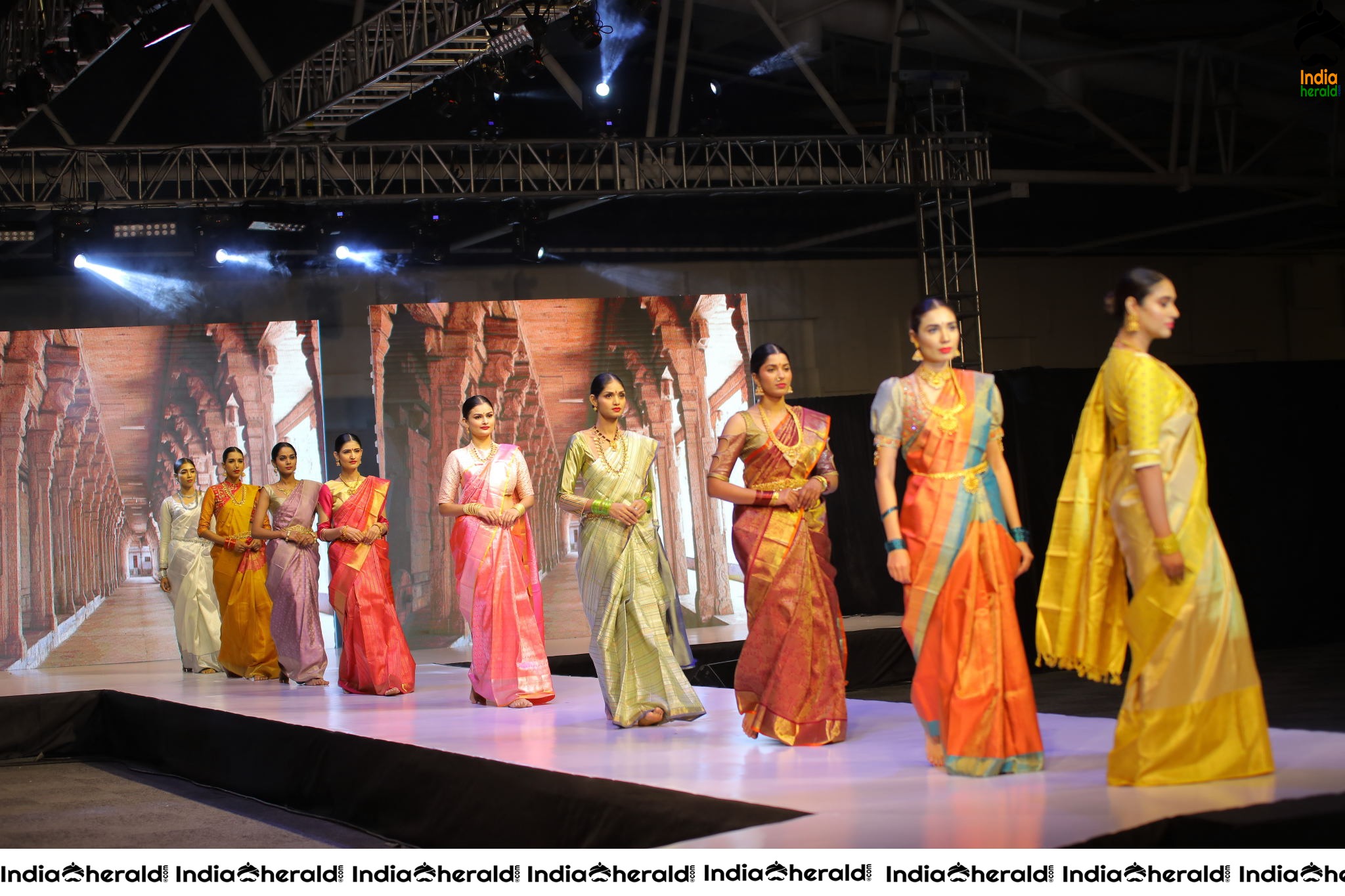KVR Group conducts special Fashion Show with Fashion Designers Set 3
