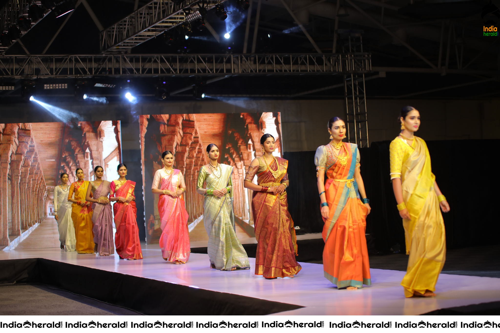 KVR Group conducts special Fashion Show with Fashion Designers Set 3