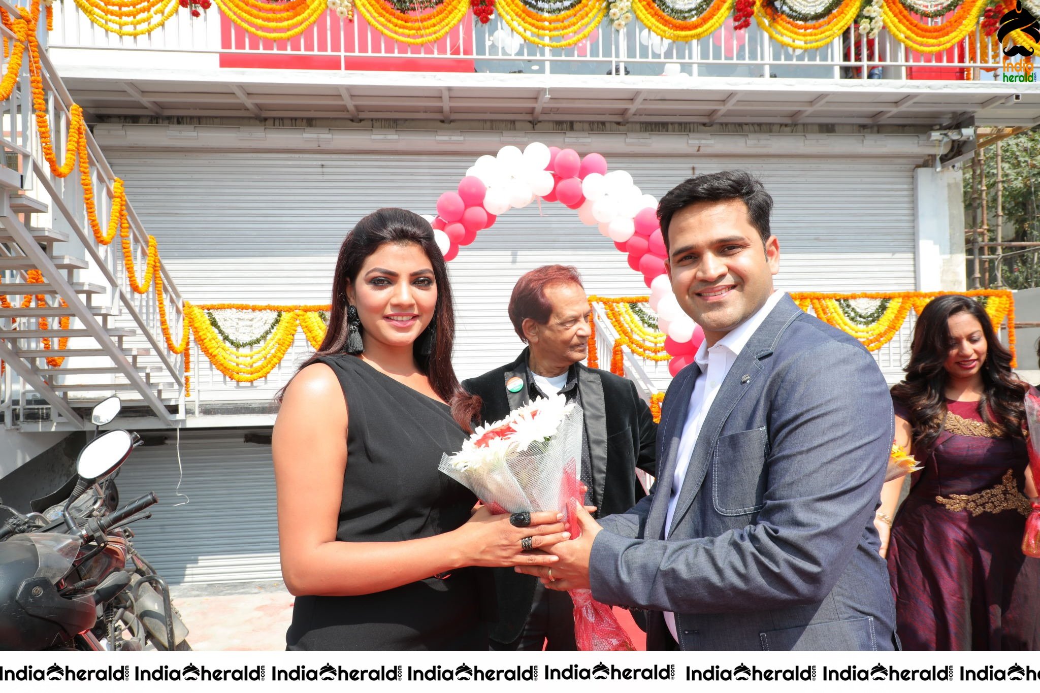 Lahari Launched Habibs Hair and Beauty Salon Launched At Madinaguda Set 4