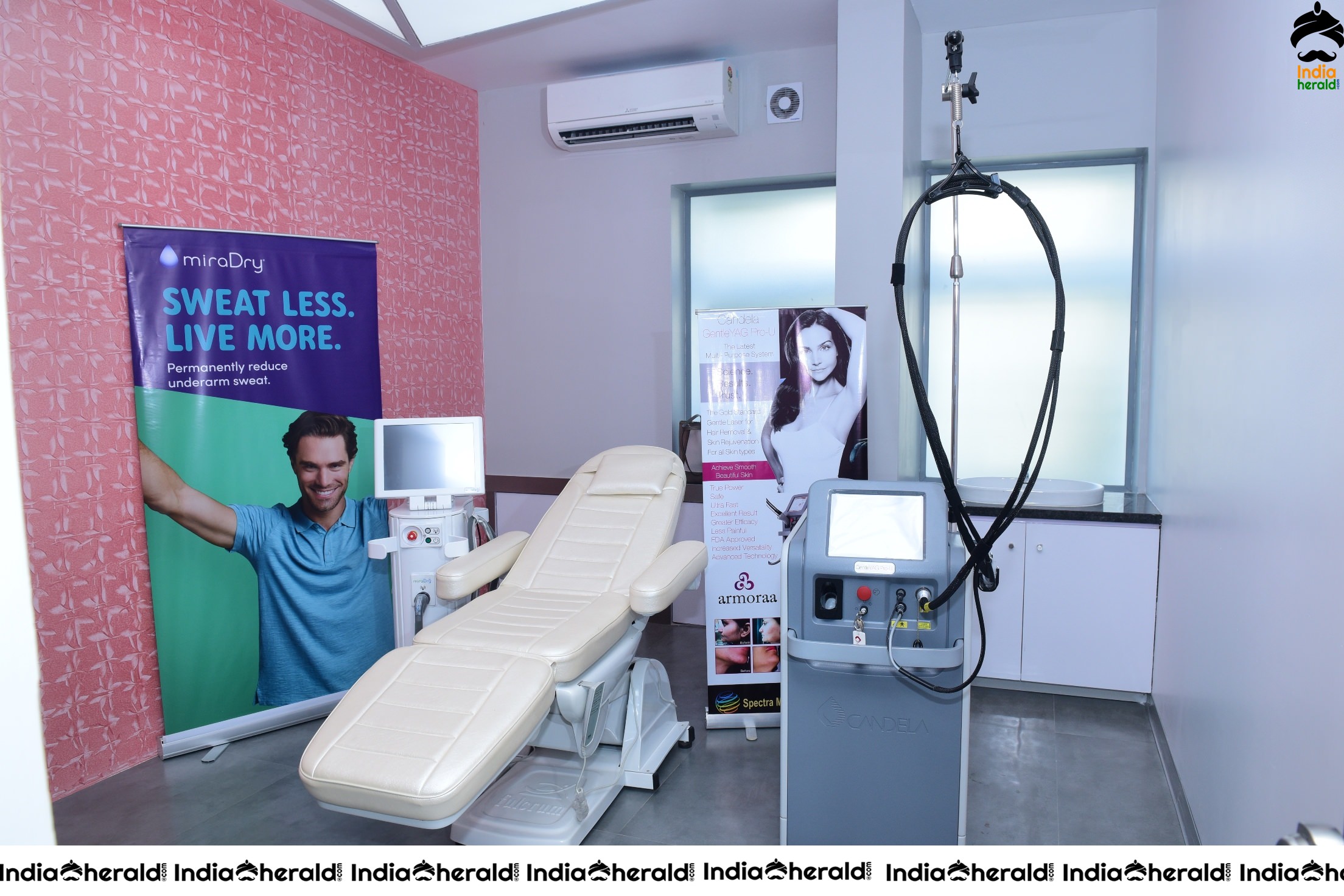 Launch of Armoraa Skin Hair and Laser Clinic Set 1
