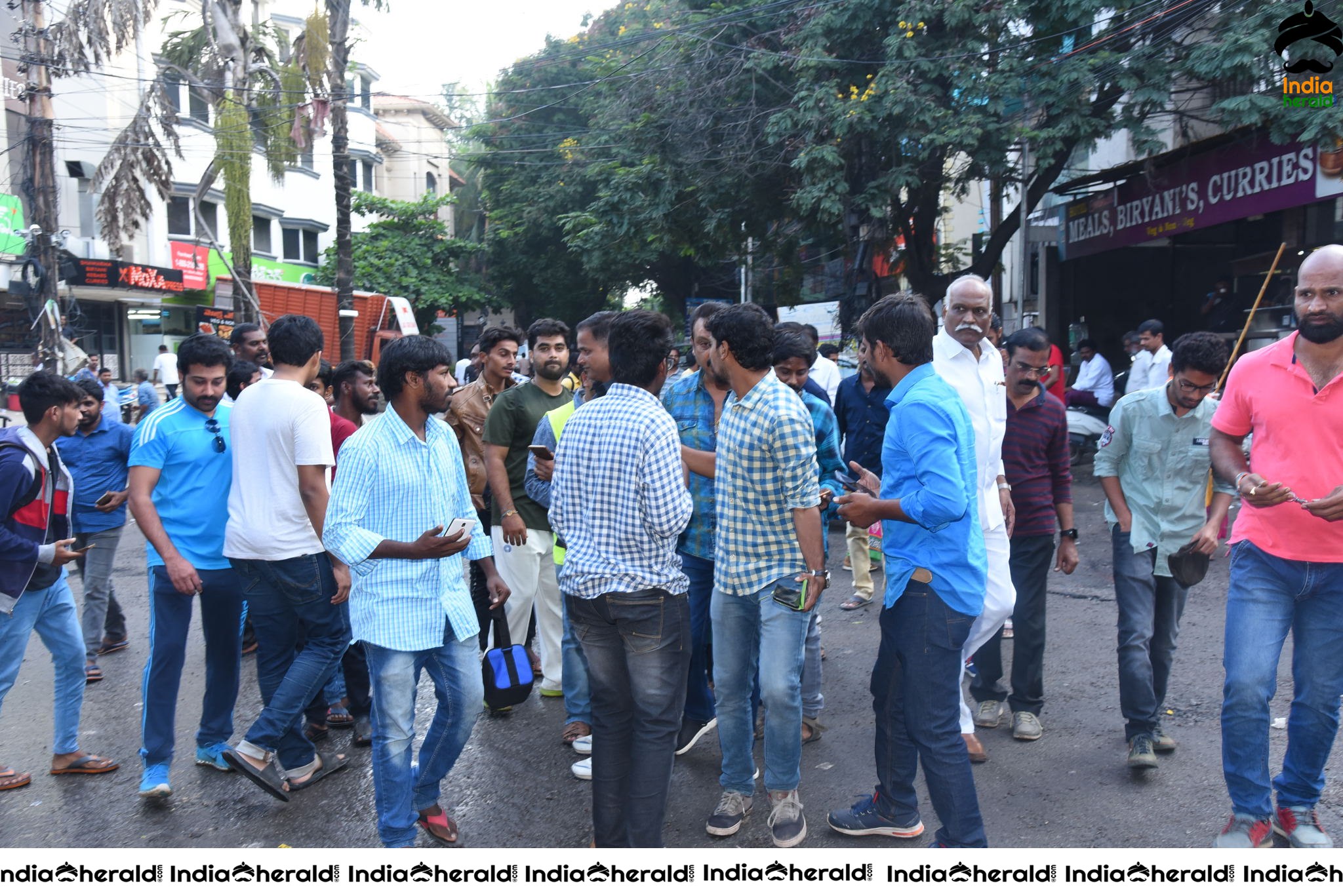 MAA President Naresh VijayaKrishna takes part in cleanliness program Set 5