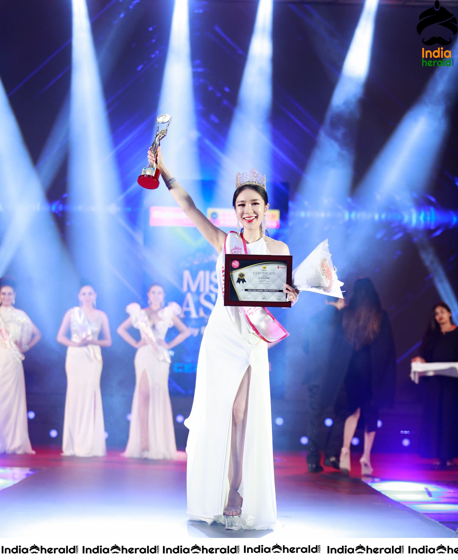 Mahindra And Manappuram Miss Asia Global 2019 Grand Final Fashion Show Set 3