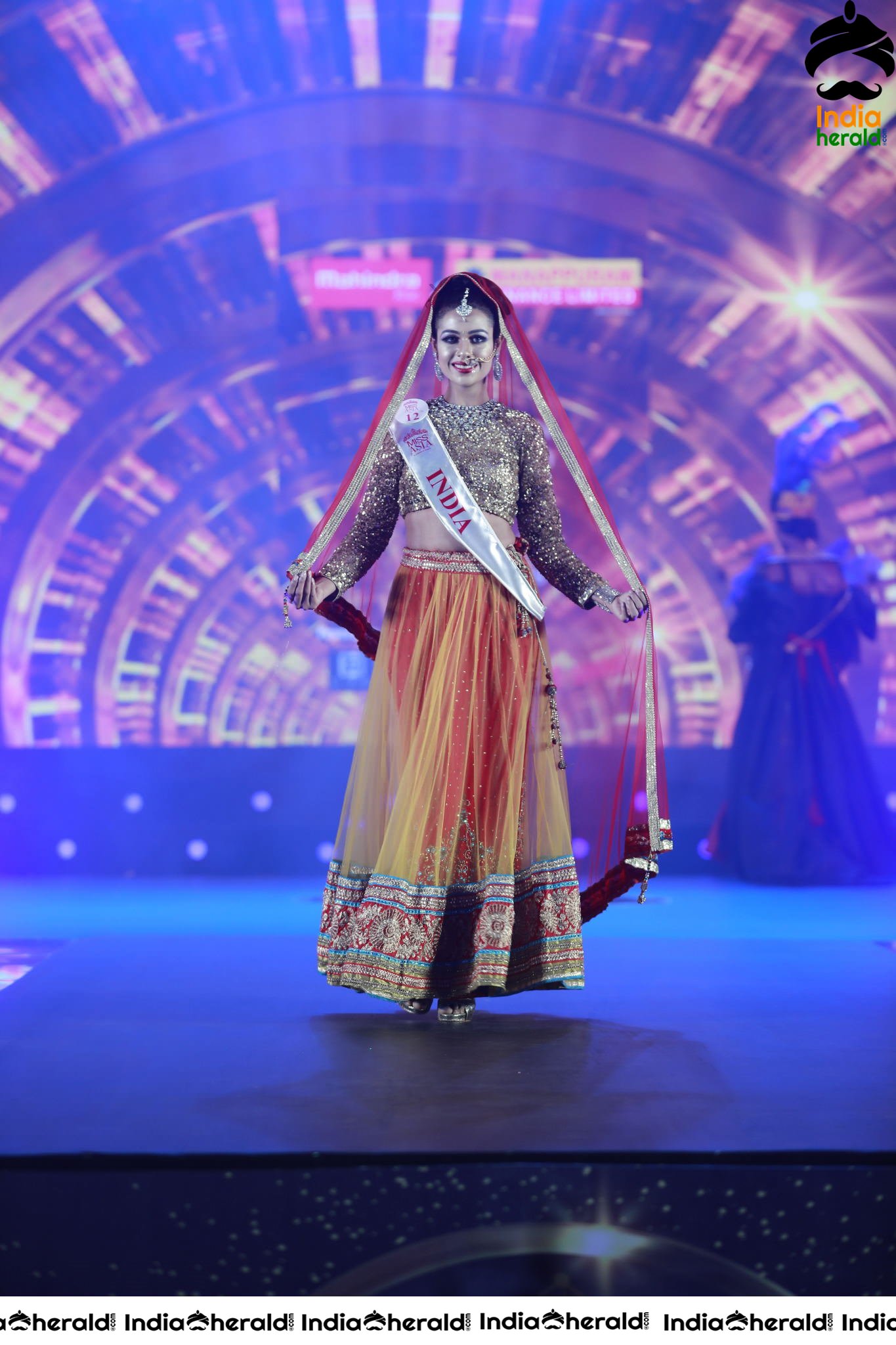 Mahindra And Manappuram Miss Asia Global 2019 Grand Final Fashion Show Set 5