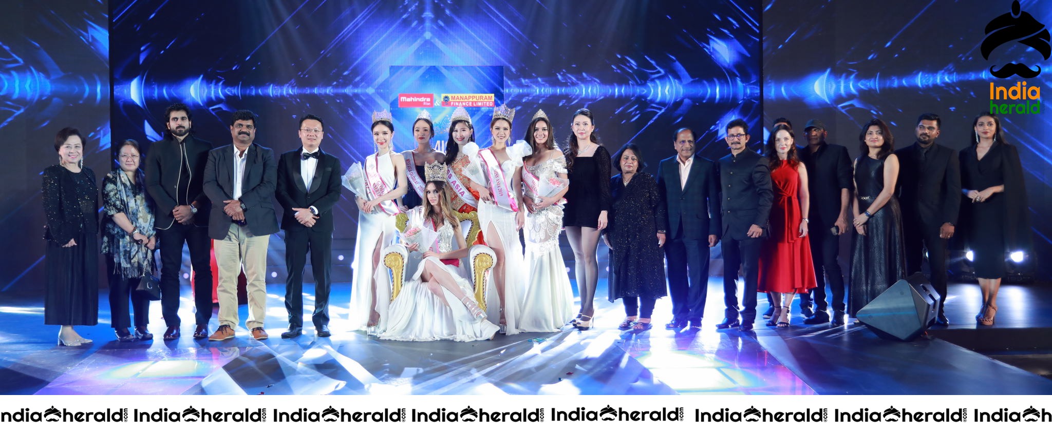 Mahindra And Manappuram Miss Asia Global 2019 Grand Final Fashion Show Set 5