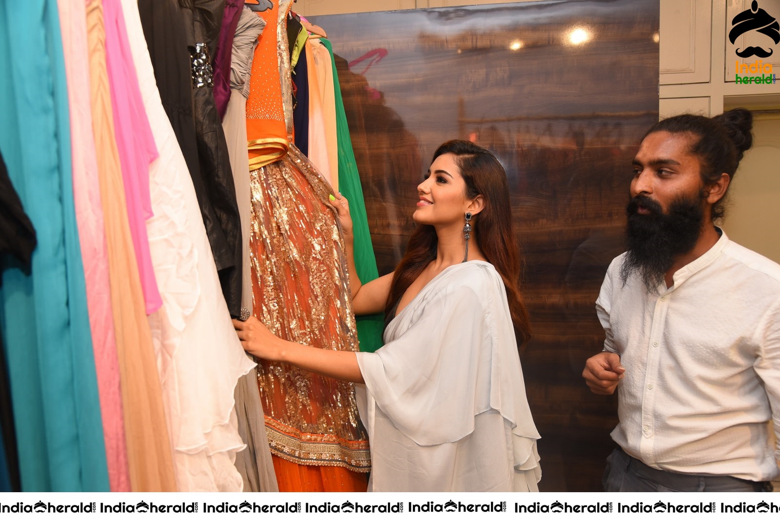 Malvika Sharma Does the First Shopping and Purchases Skimpy Clothes Set 2