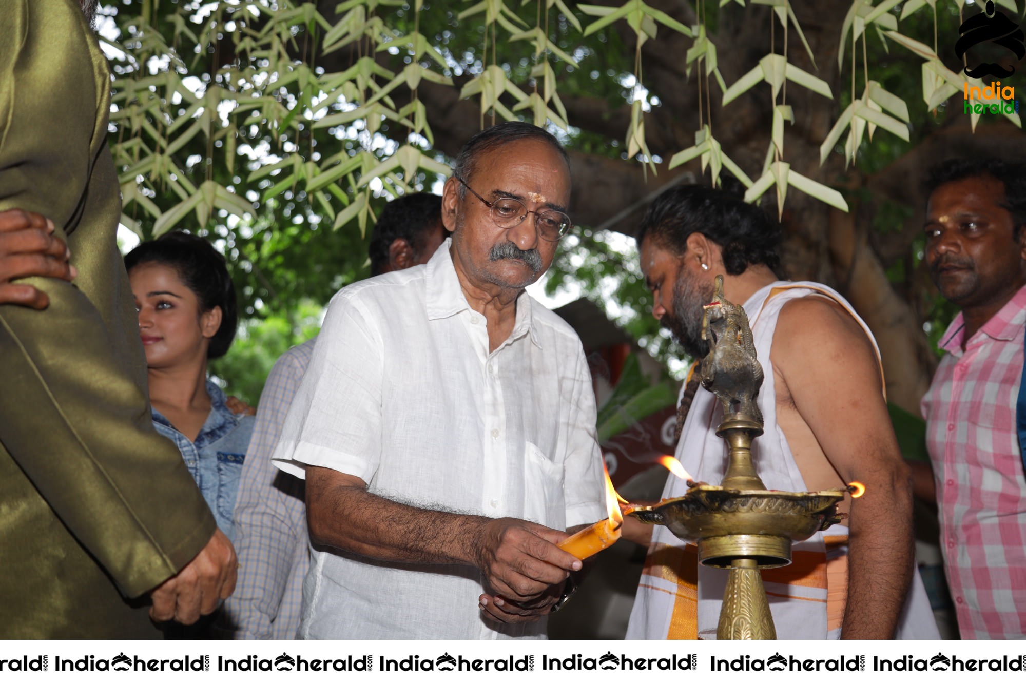 Maple Leaf Productions Next Tamil Movie Pooja Set 2