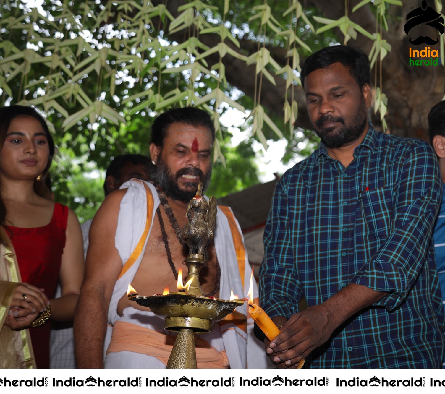 Maple Leaf Productions Next Tamil Movie Pooja Set 2