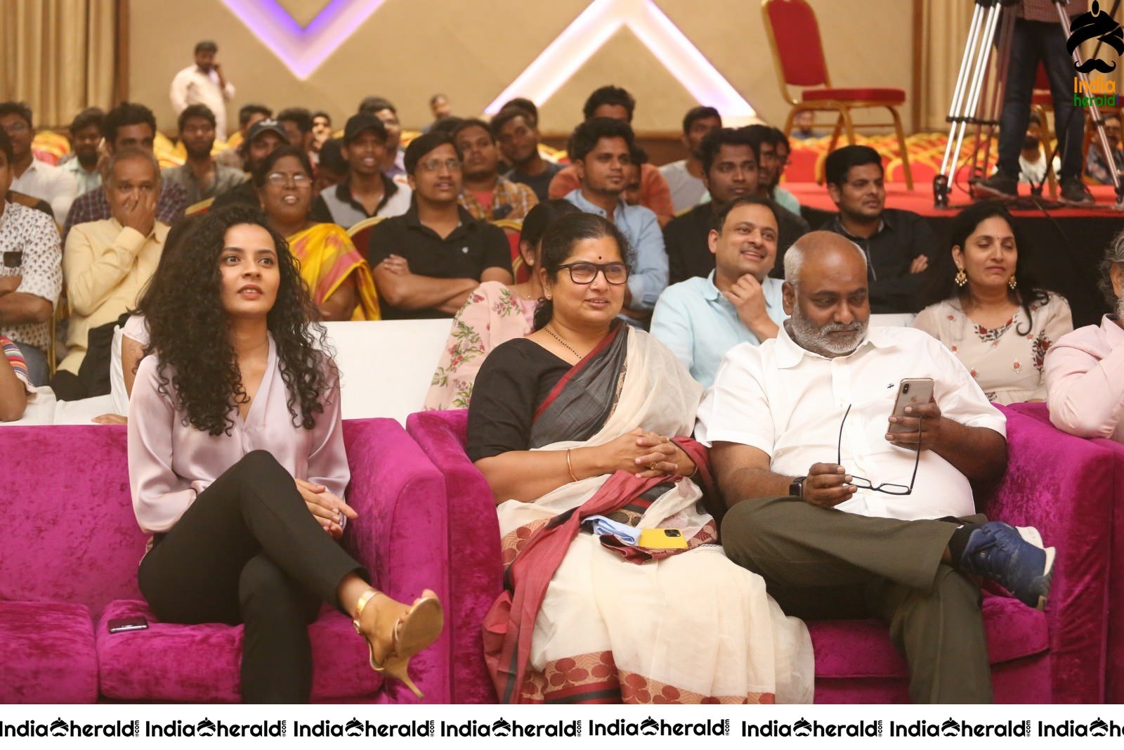 Mathu Vadalara Movie Event Set 2