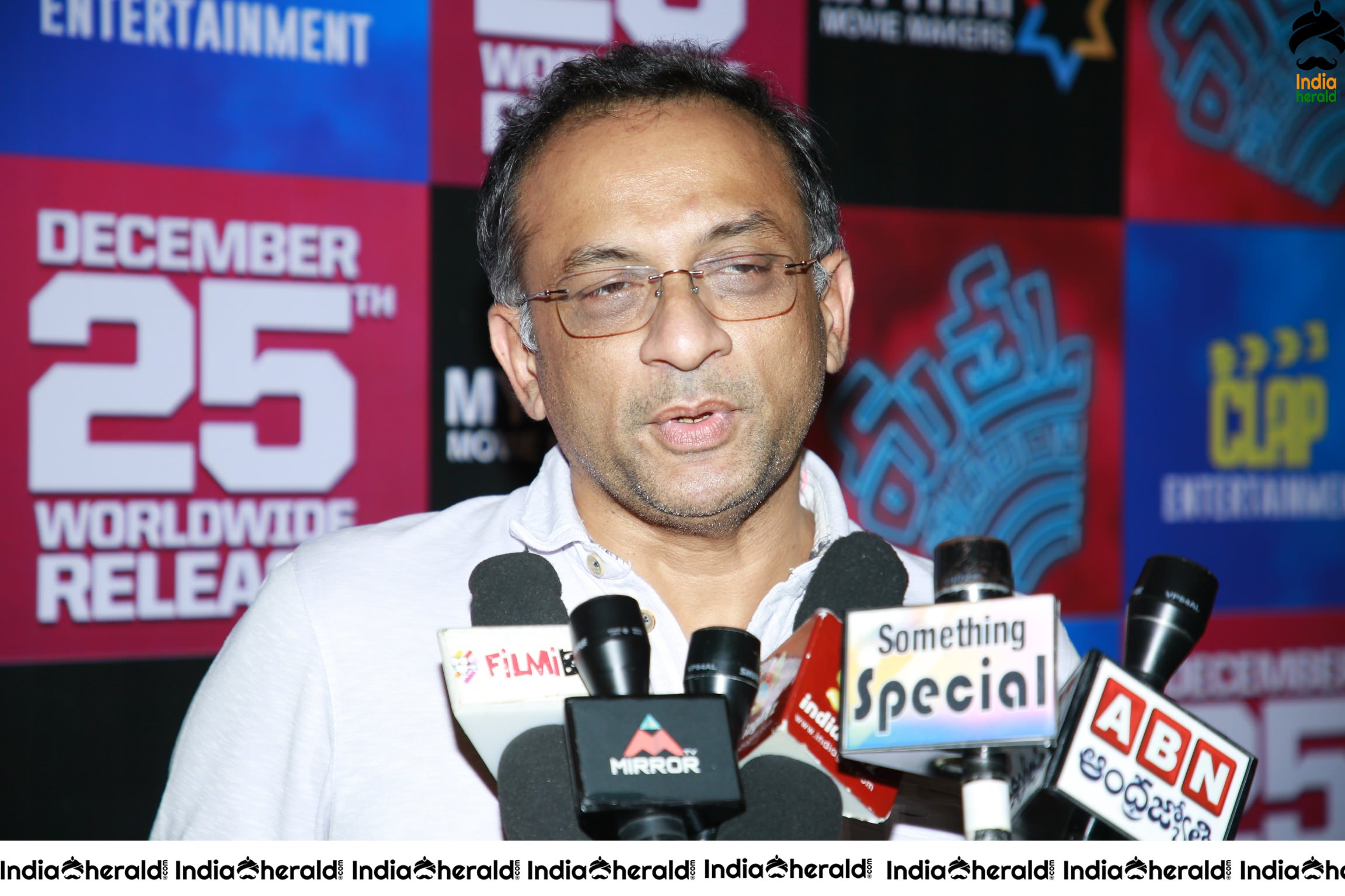 Mattu Vadalara Movie Celebrity Show Stills Set 1