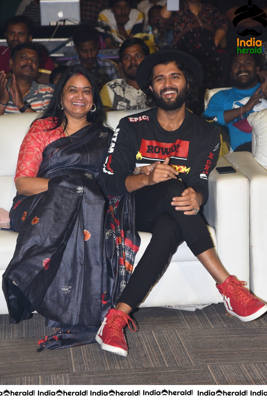 Meeku Maathrame Cheptha Movie Pre Release Event Photos Set 6