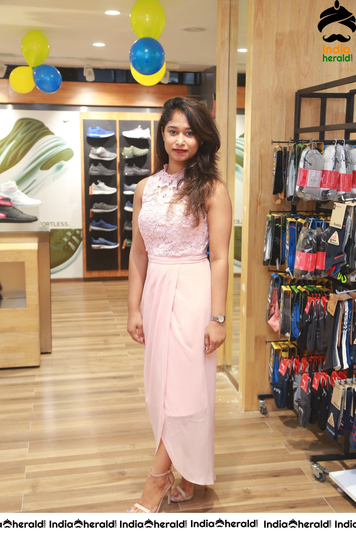 Miss India 2019 Suman Rao Winner Unveiled Wedding And Festive Footwear Collection At Centro Set 1
