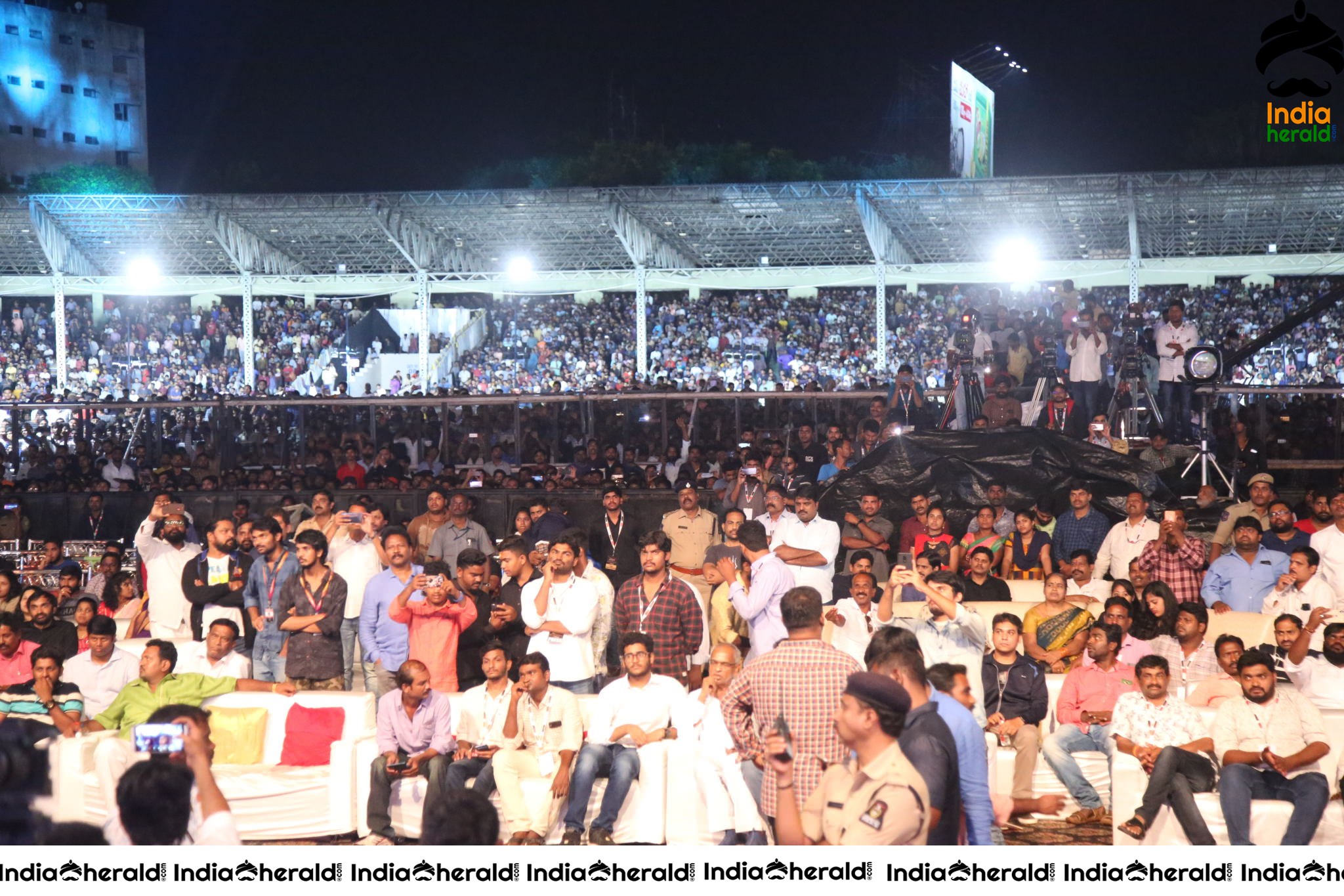 More Grandeur Photos from Sye Raa Pre Release Event Set 14
