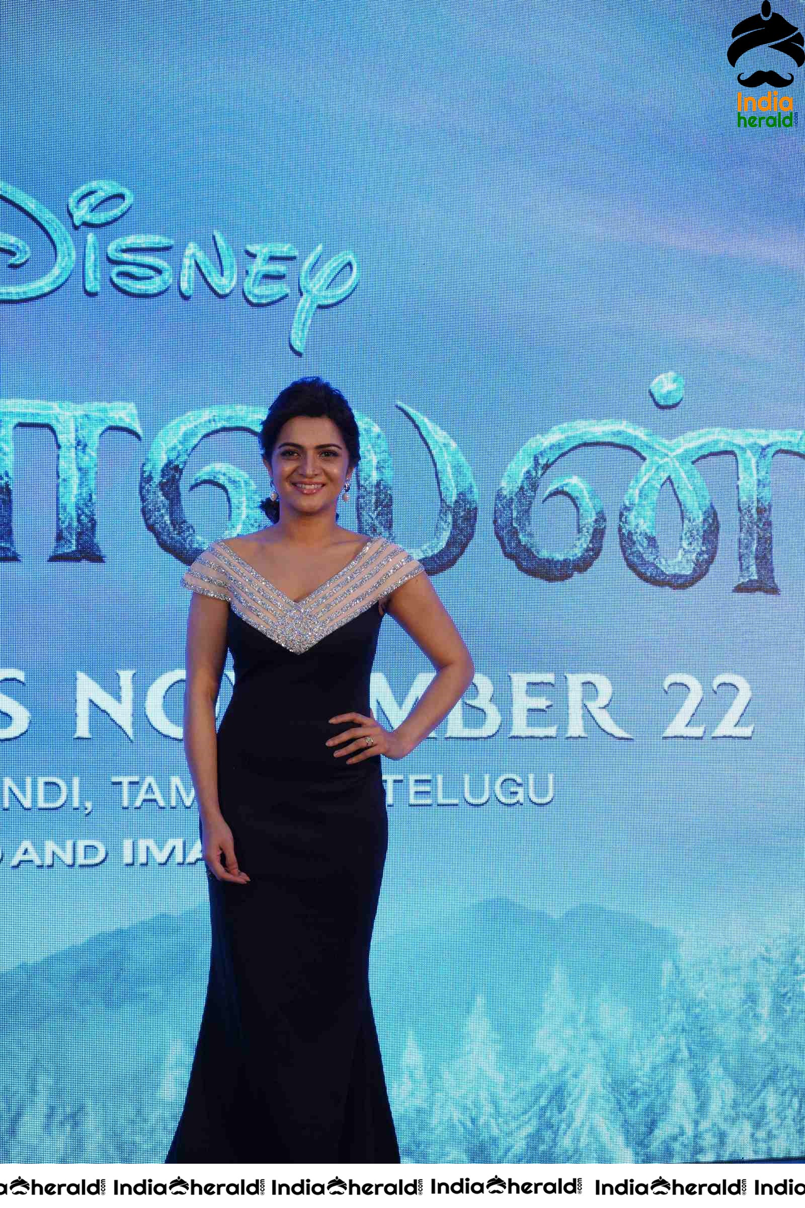 More Photos of Shruti Haasan with Lyricist Vivek and DD at Frozen 2 Press Meet