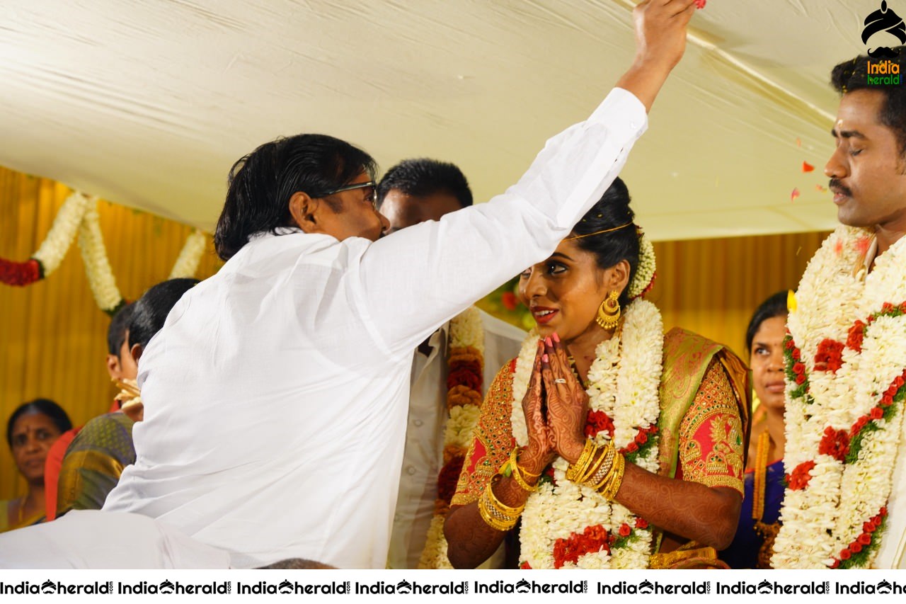 Nakshathra and Sathyanandan Wedding Photos Set 5