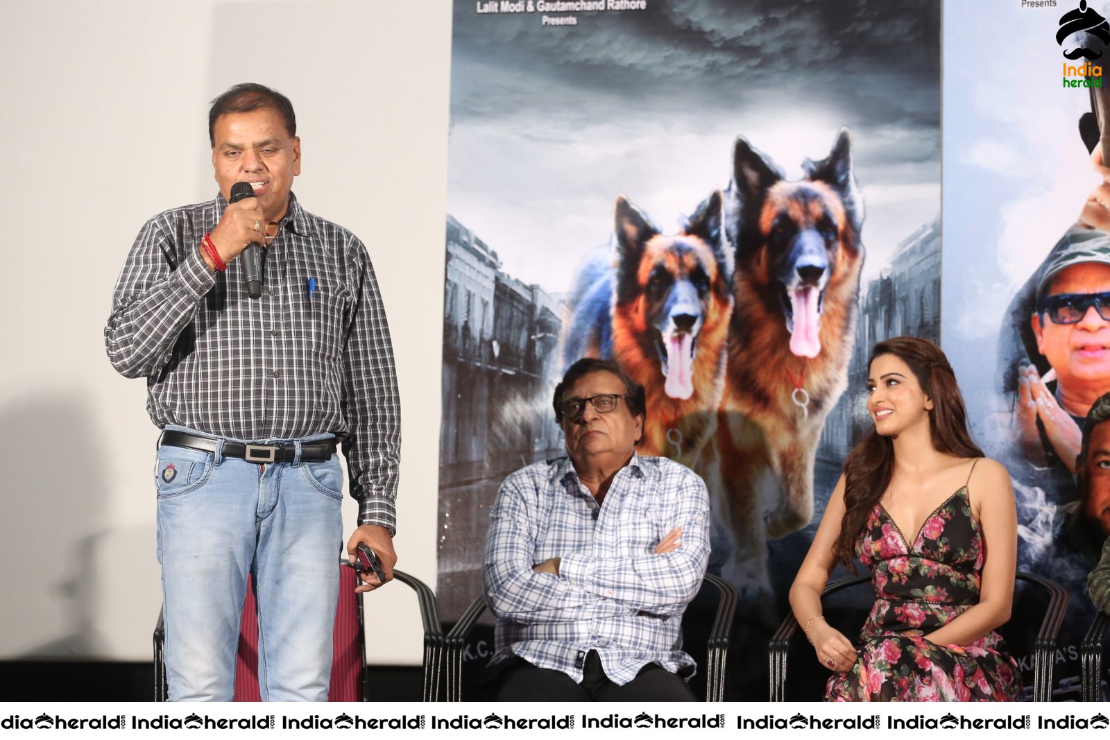 Namaste Nesthamaa Movie Press Meet Set 2