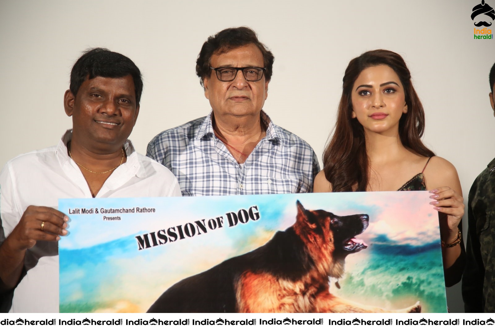 Namaste Nesthamaa Movie Press Meet Set 4