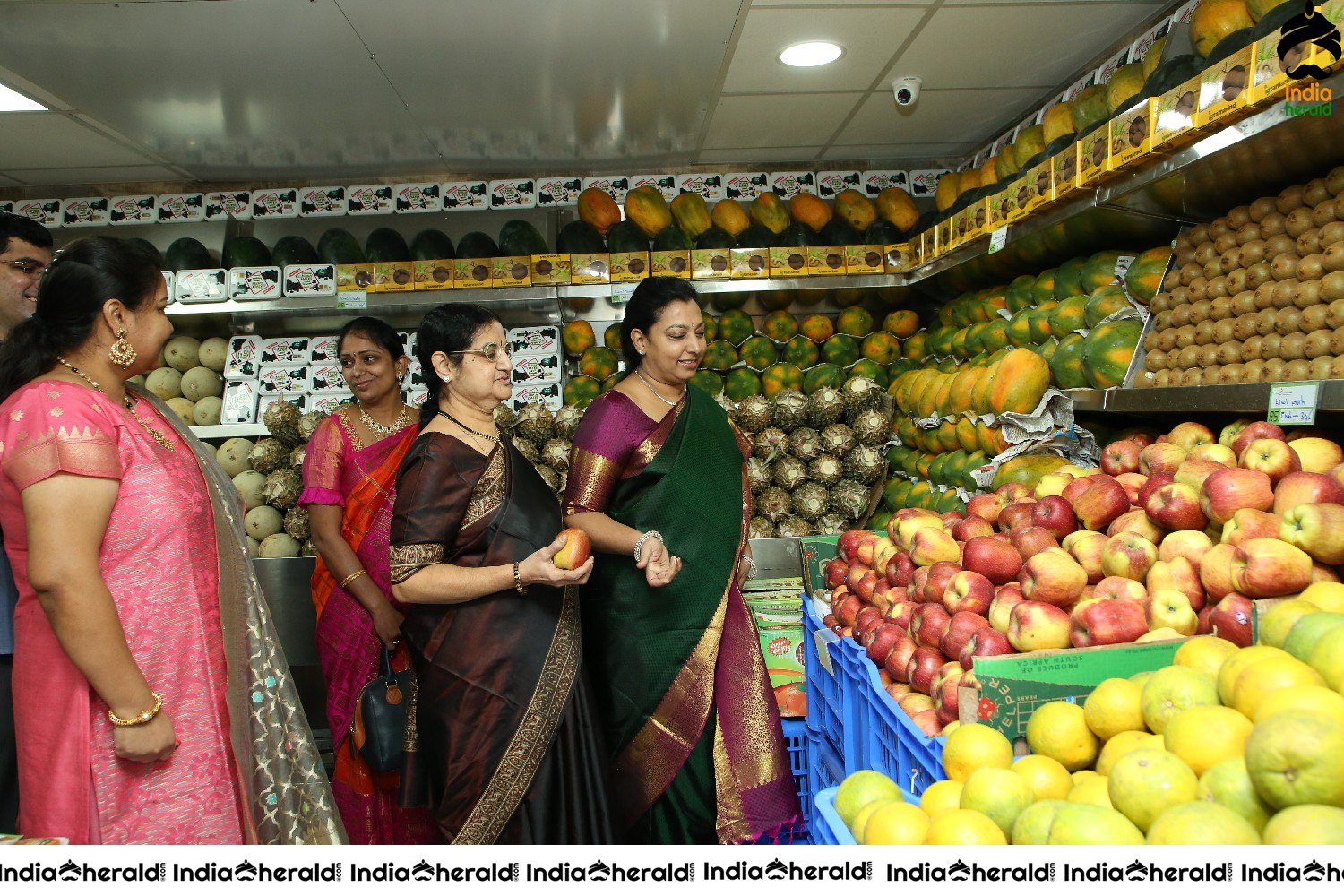 Nandamuri Vasundhara Inaugurates Pure O Natural outlet at KPHB Set 2