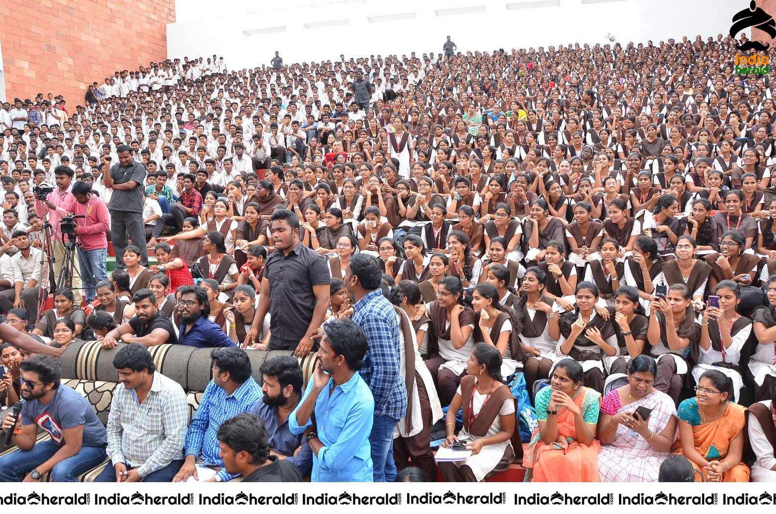 Nani Promoting Gang Leader Movie At VVIT College Set 3