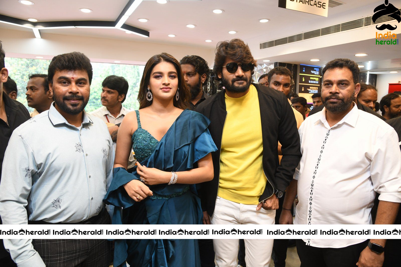 Nidhhi Agerwal launch KLM Shopping mall at Secunderabad Set 3