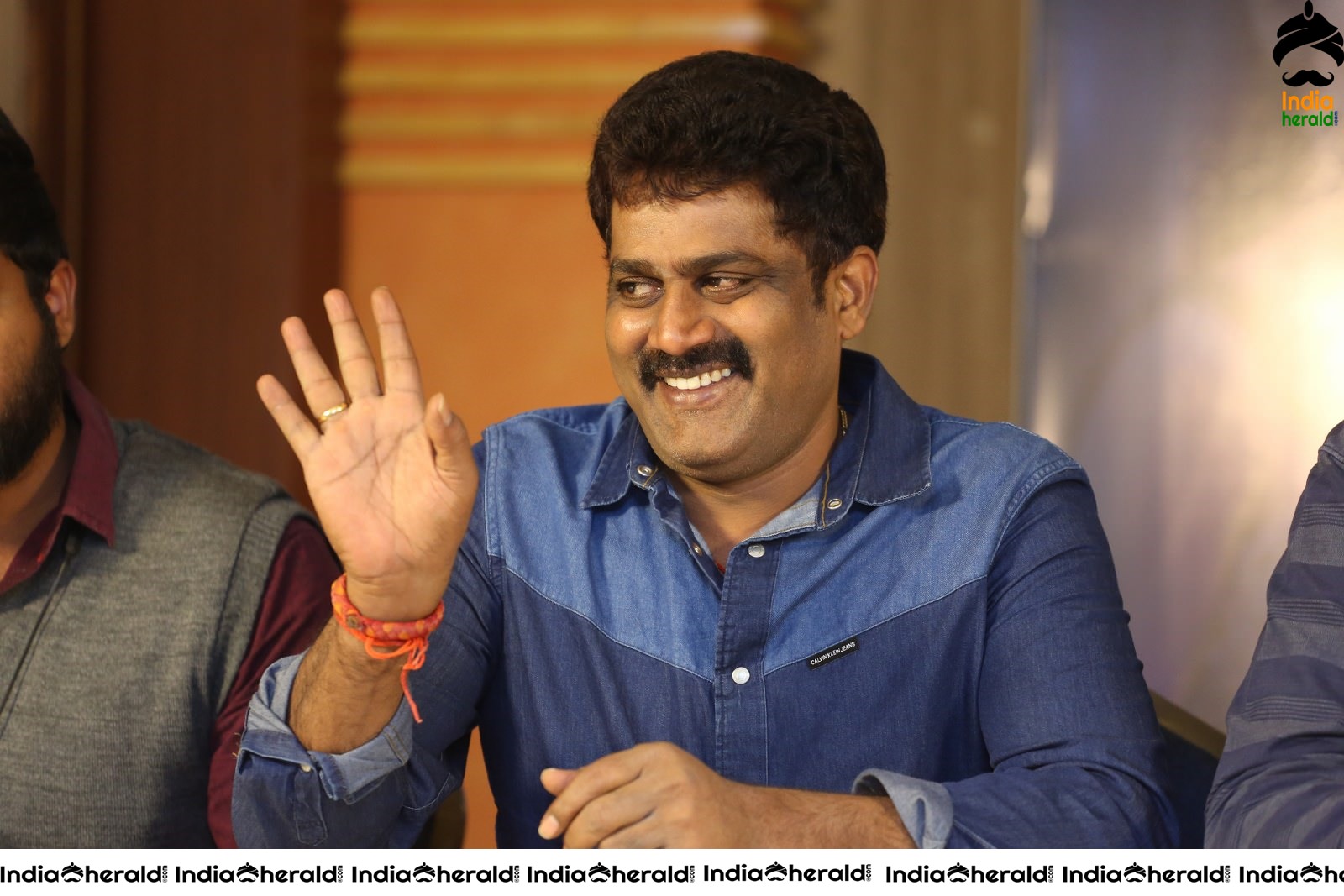 ONLY NENU Movie Trailer Launch Set 1