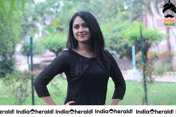 Oru Naal Koothu Press Meet Stills Set 2