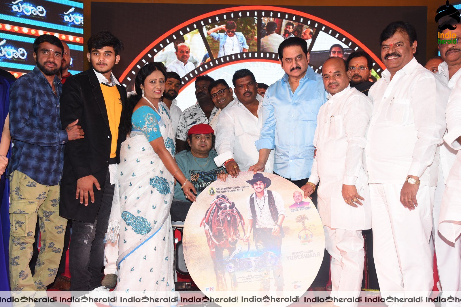 Parari Movie Audio Launch Set 5
