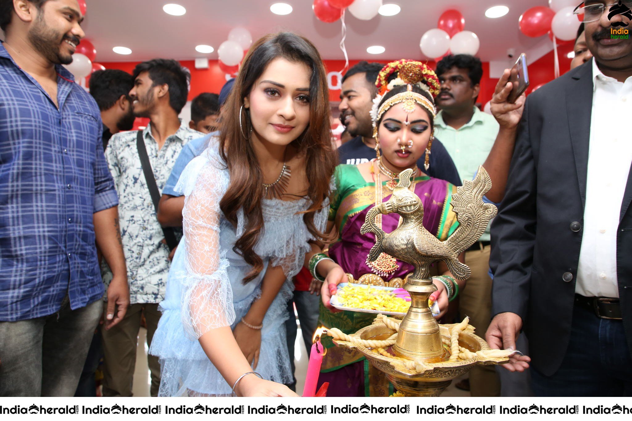 Payal Rajput at an Opening of Mobile Shop