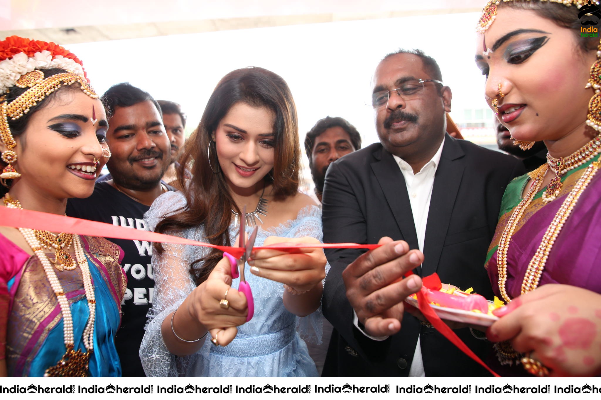 Payal Rajput at an Opening of Mobile Shop