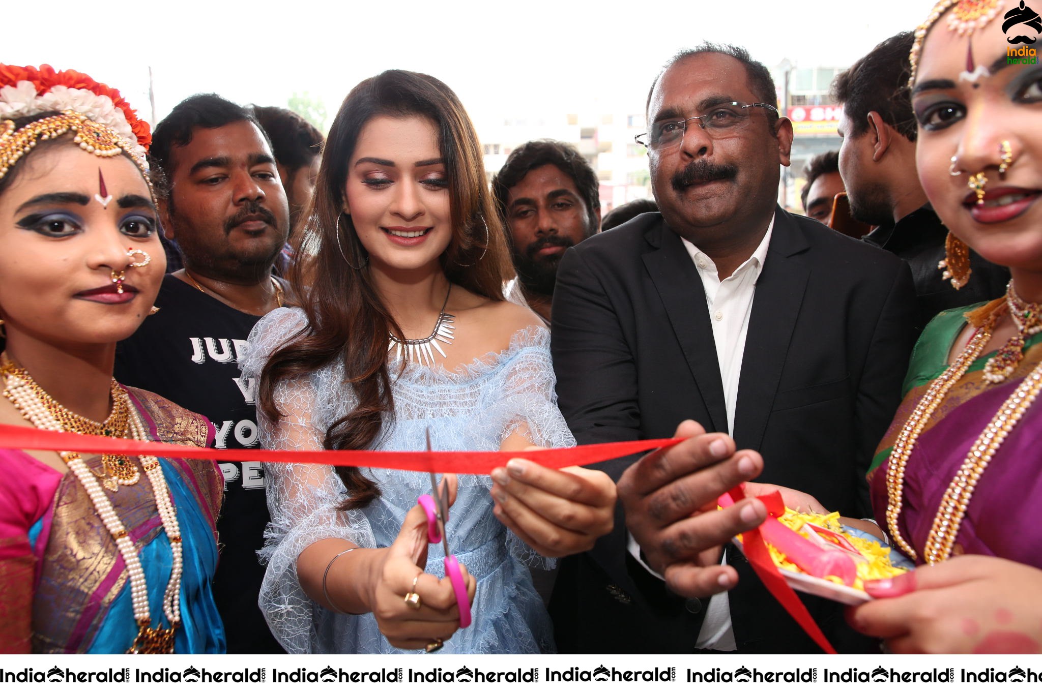 Payal Rajput at an Opening of Mobile Shop