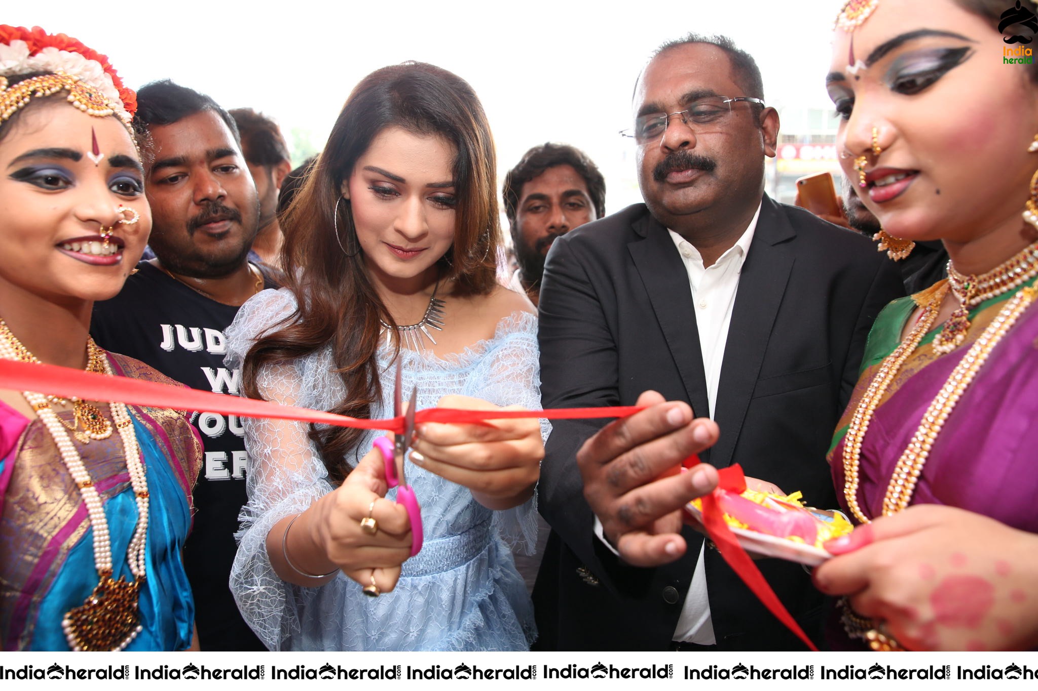 Payal Rajput at an Opening of Mobile Shop