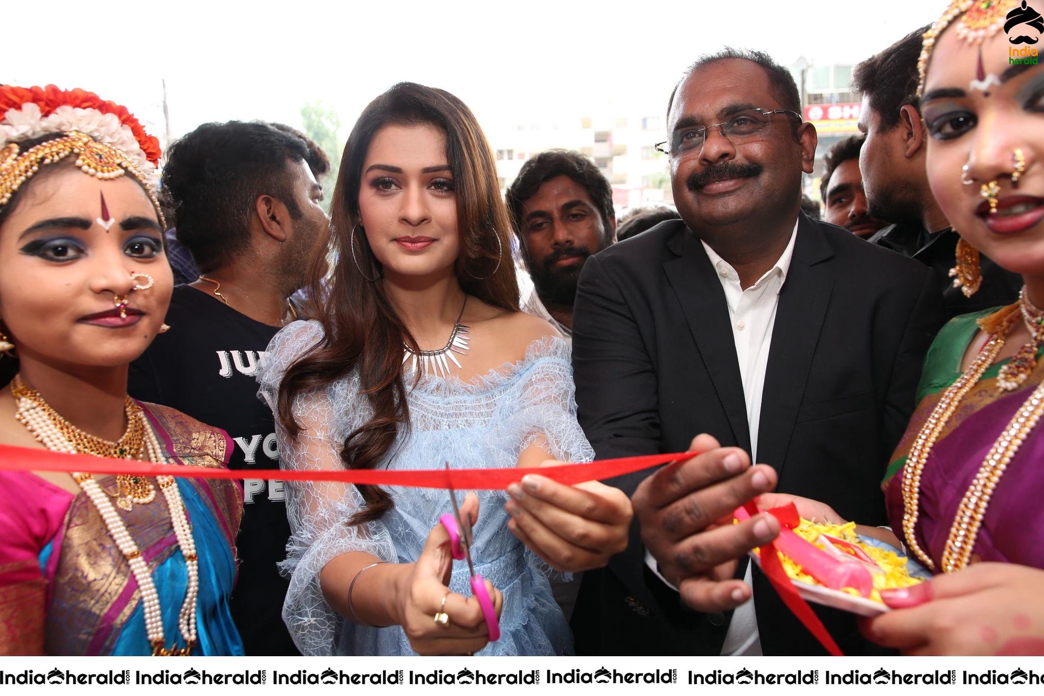 Payal Rajput at an Opening of Mobile Shop