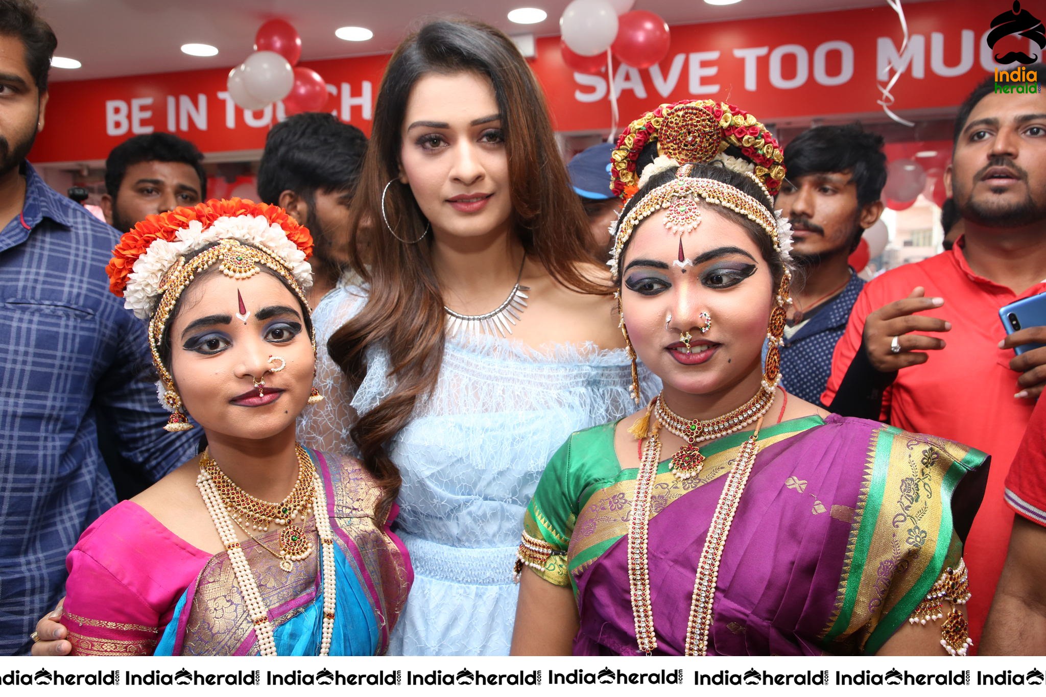 Payal Rajput Looking Hot and Pretty before Public at Dilsukhnagar