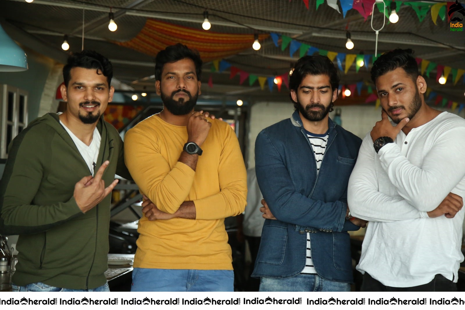 Play Movie Press Meet Stills