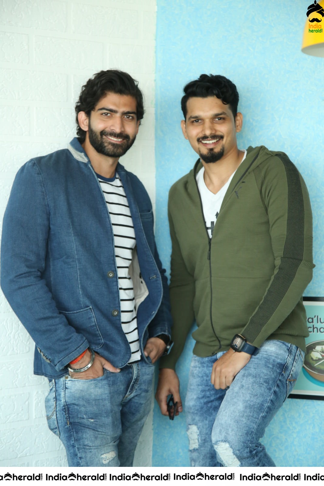 Play Movie Press Meet Stills