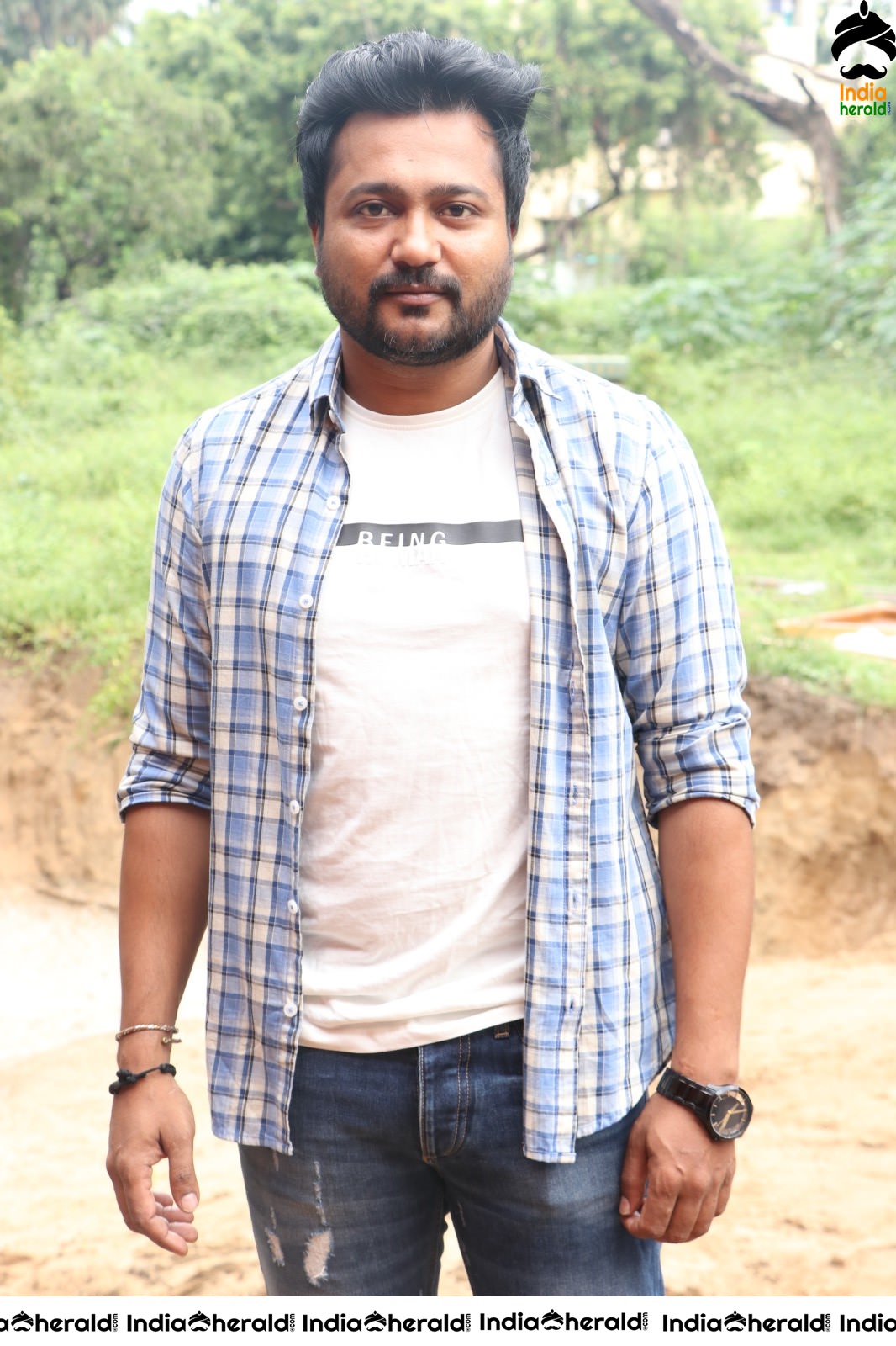 Pooja Stills of Bobby Simhaa New Project Set 1