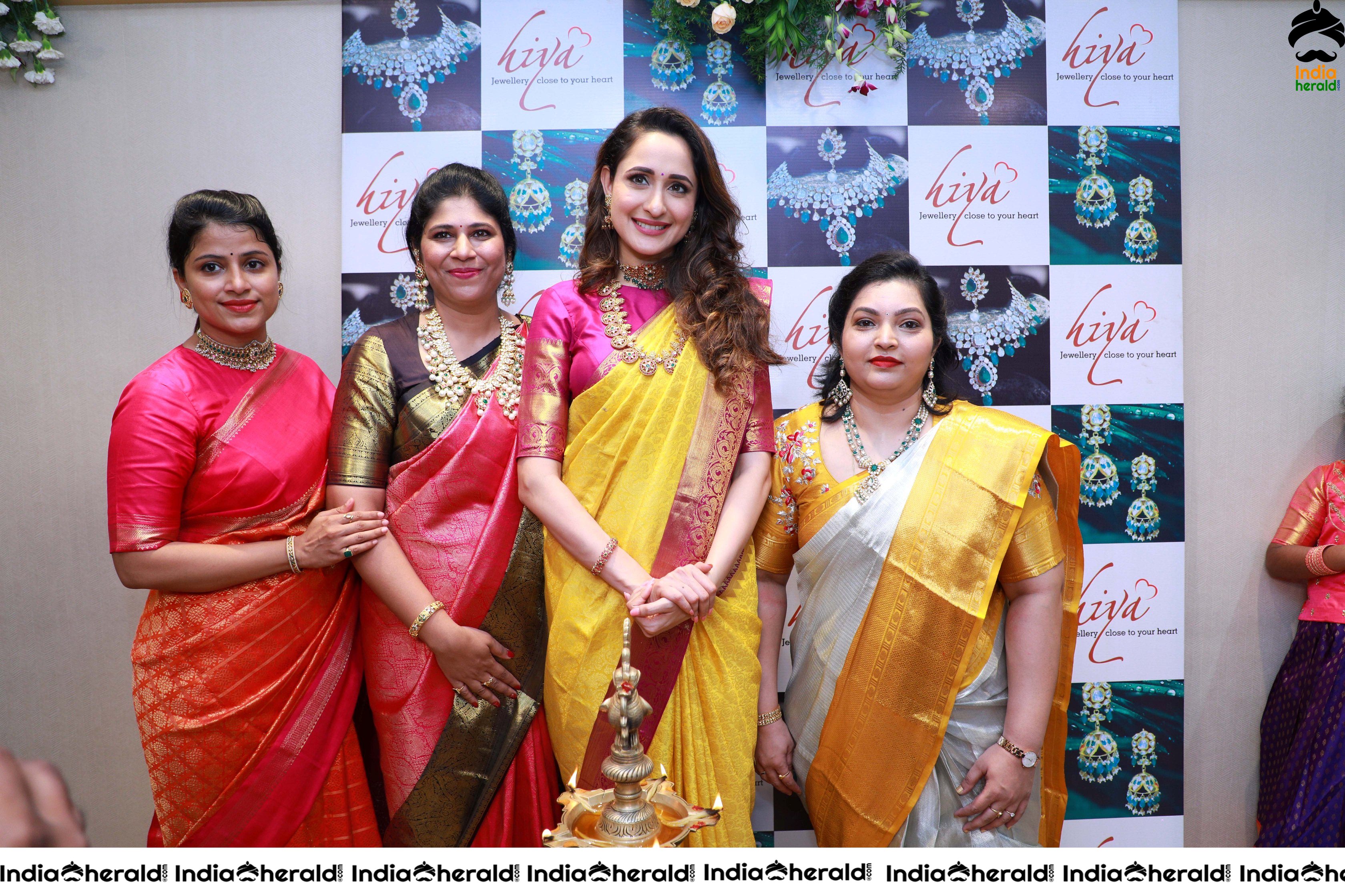 Pragya Jaiswal Inaugurates Famous Jewellery Designer HIYA DESIGNER JEWELLERY Showroom in Tirupati Set 1