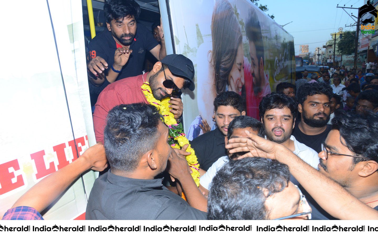 Prathiroju Pandagey Bus tour Tank at Ramachandrapuram photos Set 1