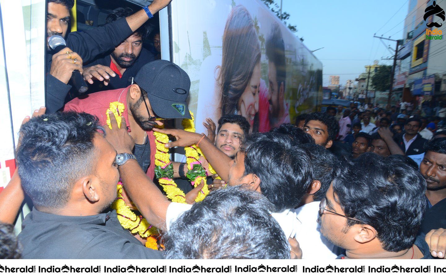 Prathiroju Pandagey Bus tour Tank at Ramachandrapuram photos Set 1