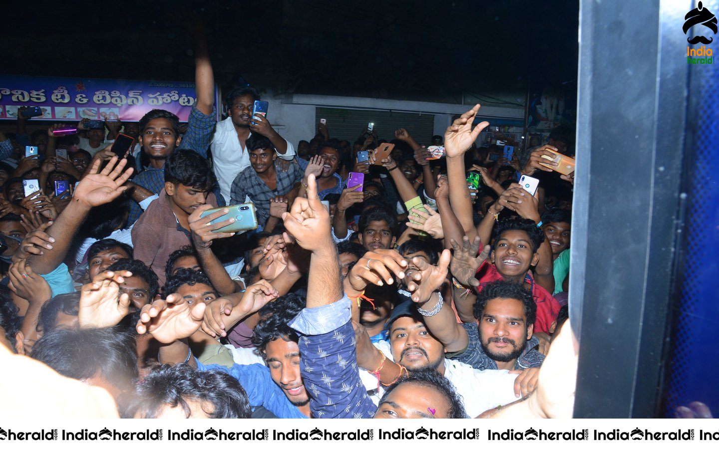 Prathiroju Pandagey Bus tour Tank at Ramachandrapuram photos Set 2