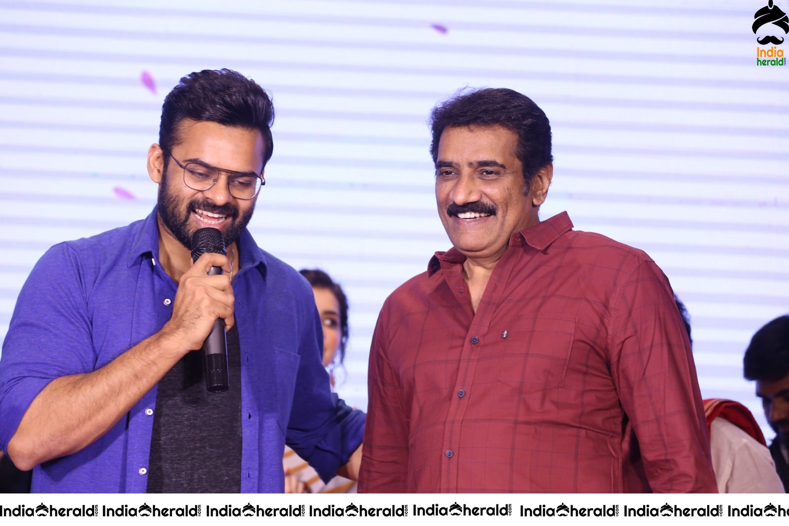 Prati Roju Pandaage Movie Thanks Meet Set 4