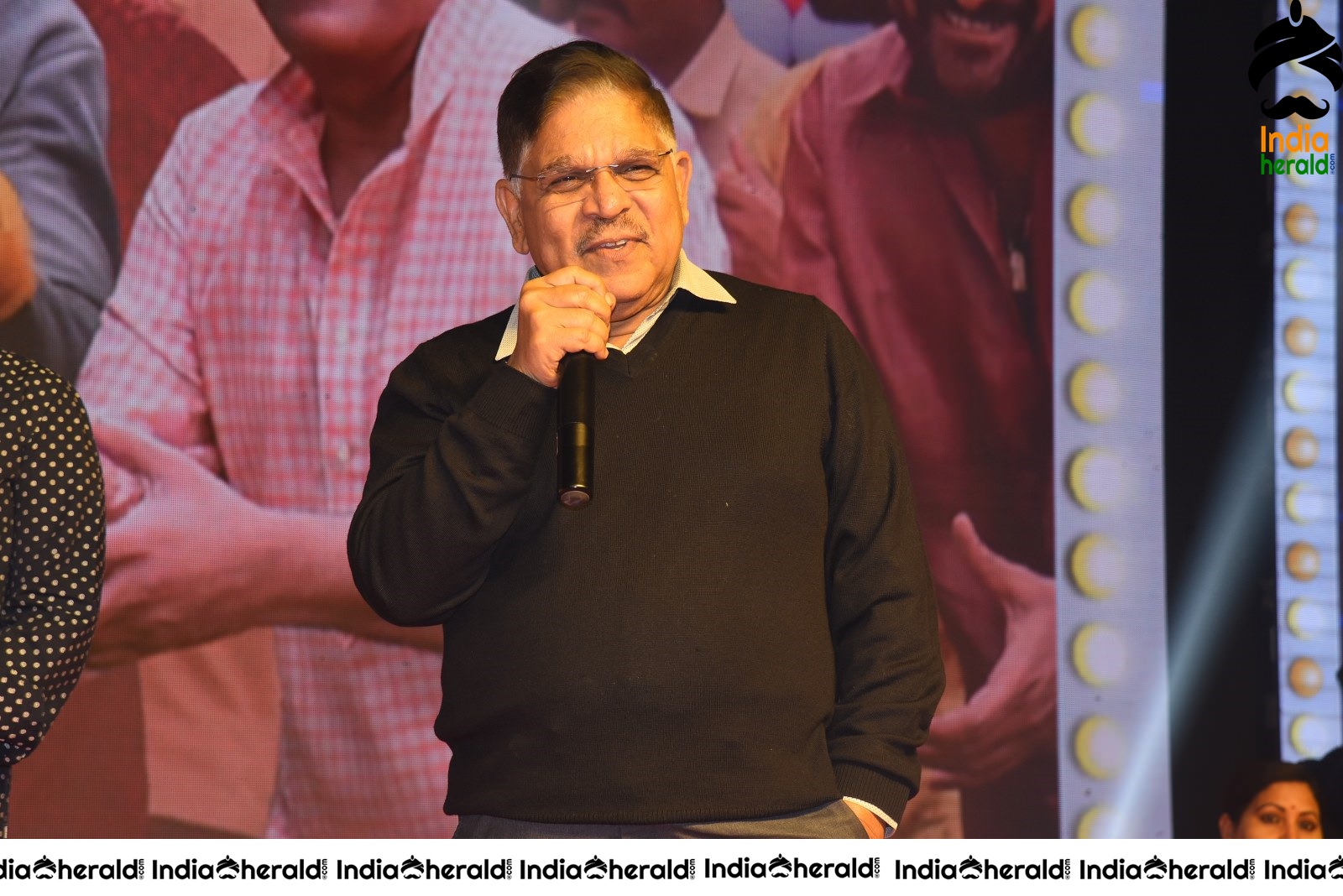 Prati Roju Pandage Movie New Year Celebrations Set 3