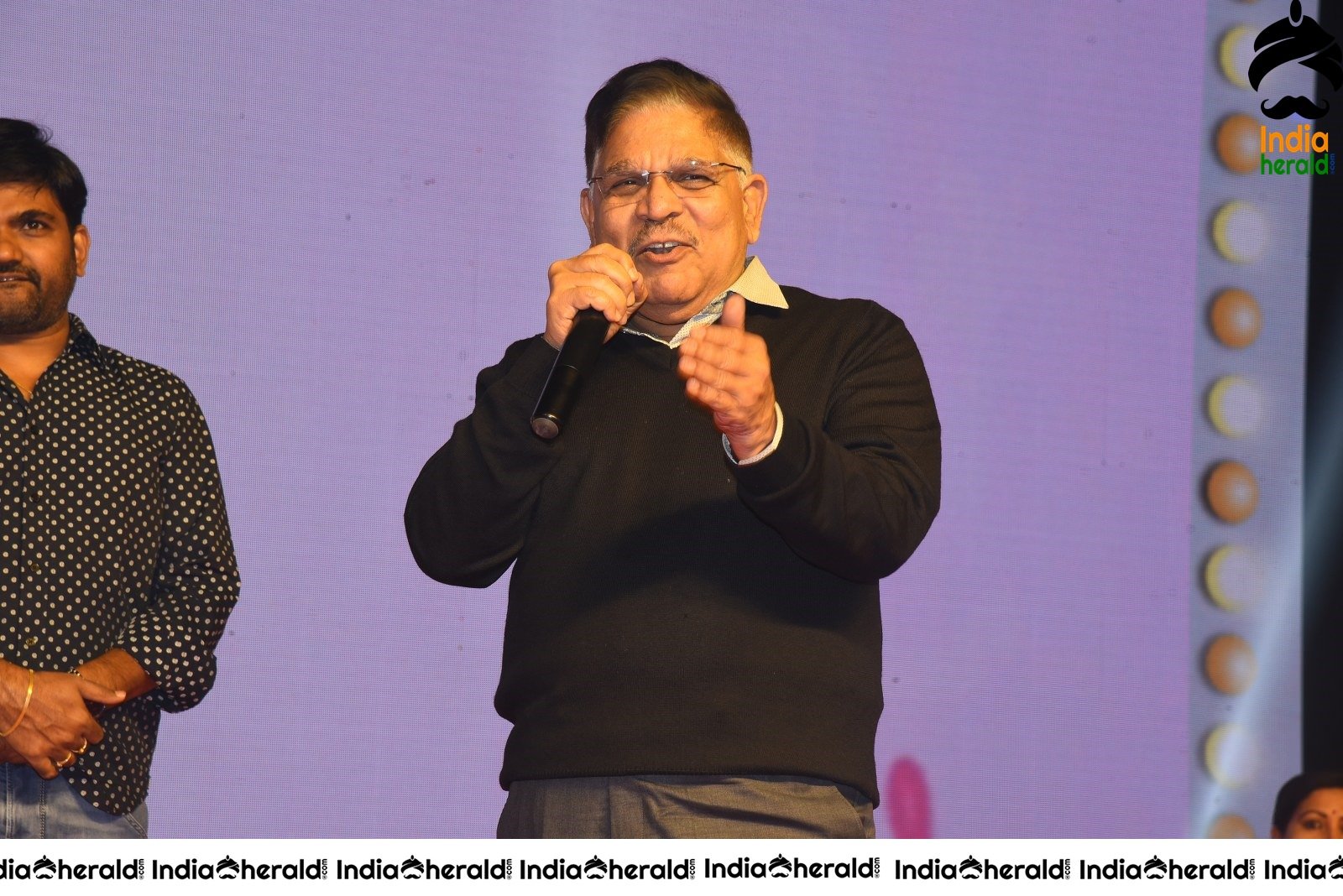 Prati Roju Pandage Movie New Year Celebrations Set 3