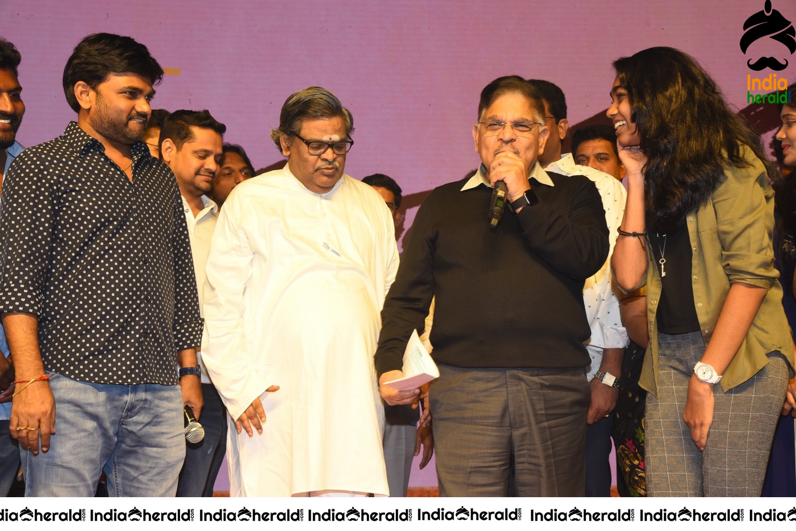 Prati Roju Pandage Movie New Year Celebrations Set 4