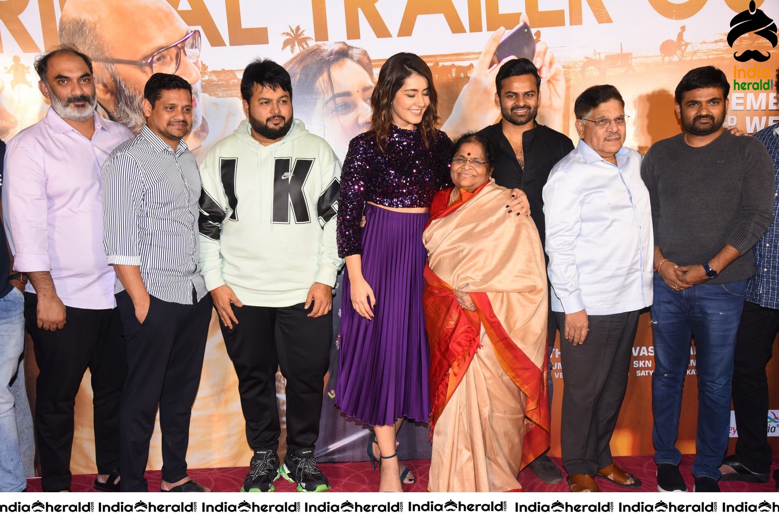 Prati Roju Panduga Movie Trailer Launch Set 5