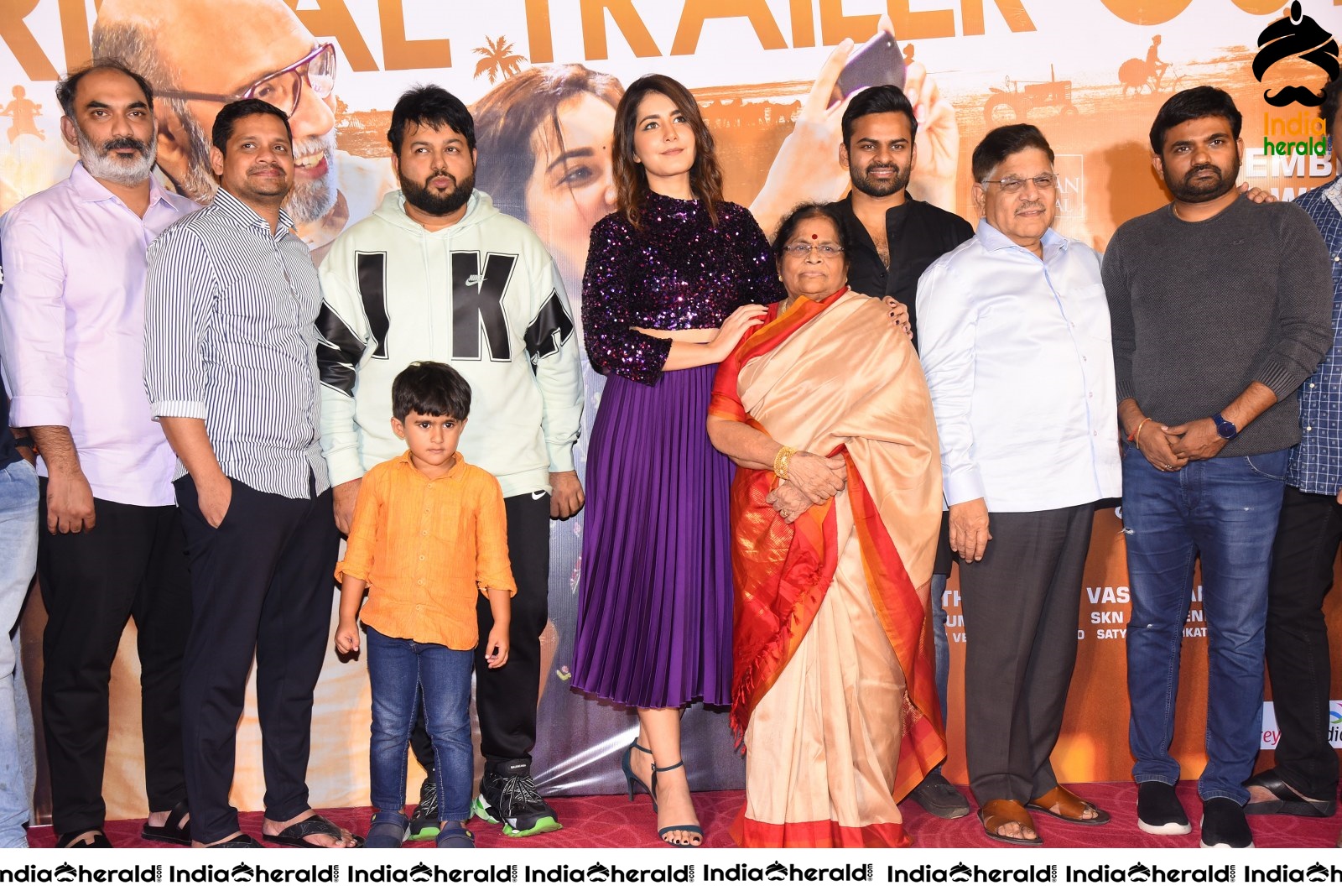 Prati Roju Panduga Movie Trailer Launch Set 5