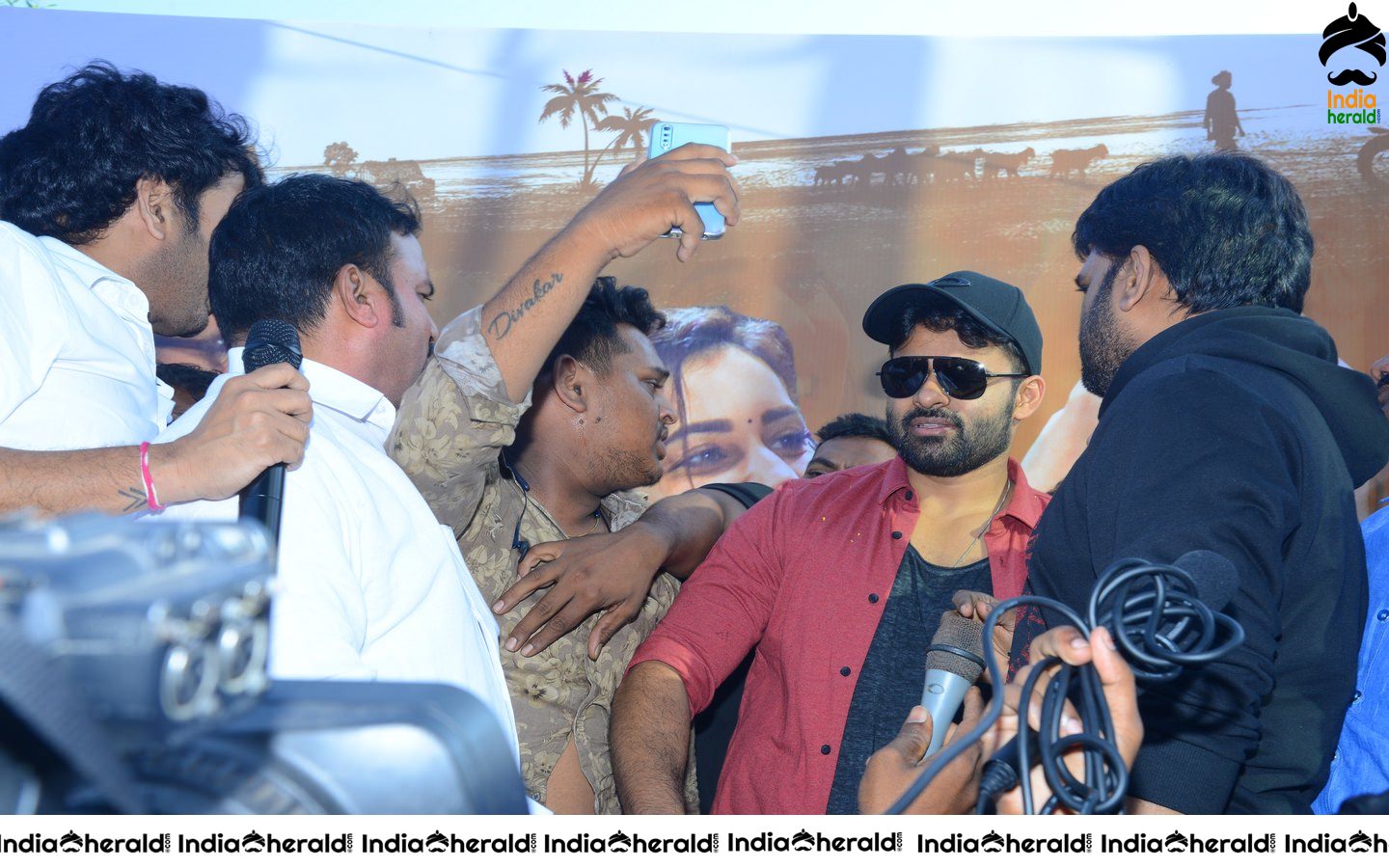 Pratiroju Pandaga Movie Team Bus tour at Kakinada Photos Set 2