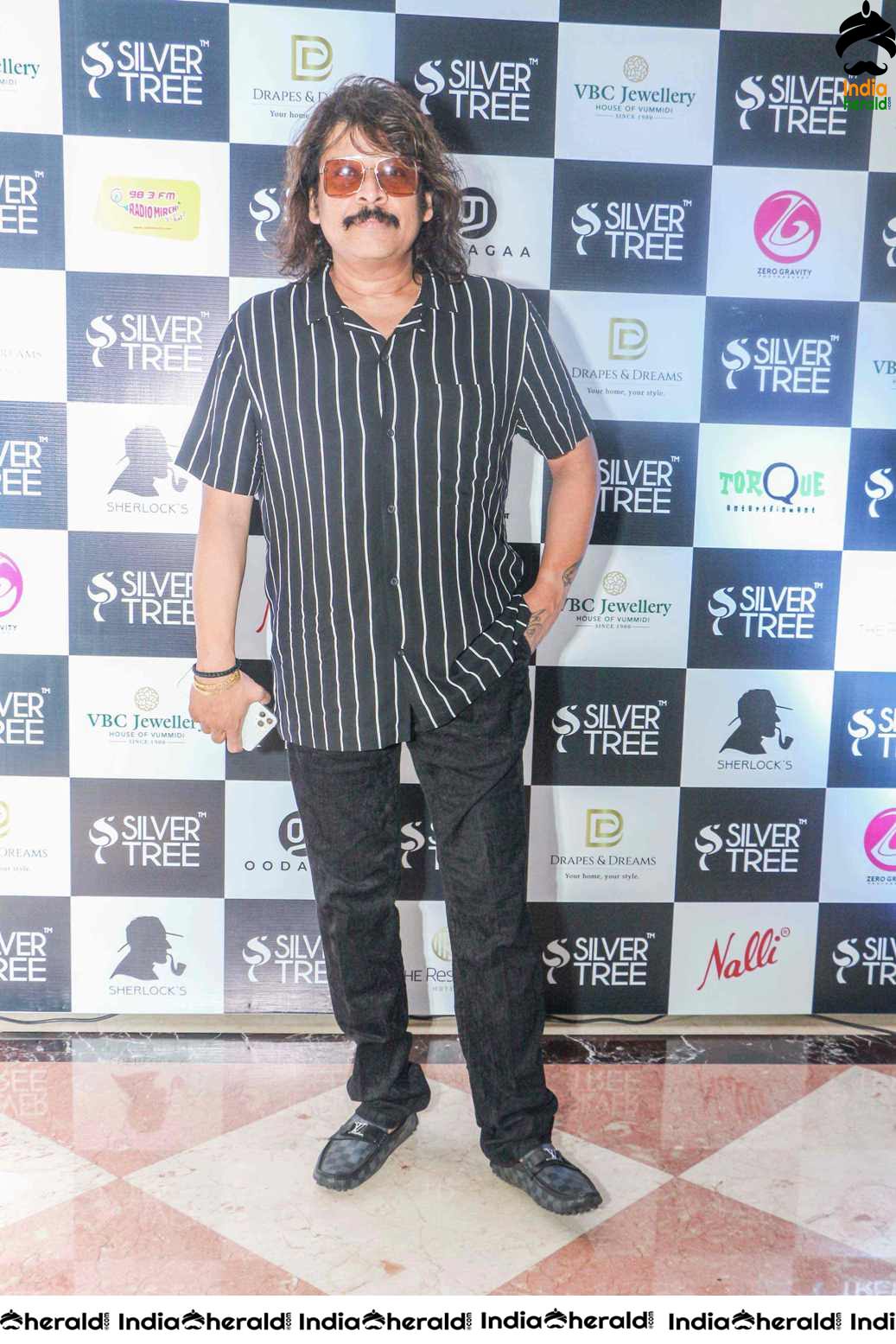 Press Meet Stills of SILVERTREE PRESENTS RAJHESH VAIDHYA LIVE 100 MINUTES 100 SONGS Set 2